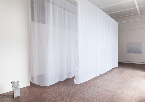 Park, Galerie im Turm, installation view: Lola Göller, Zoo, 2017; Randi Renate, Recollecting Naoshima, 2017; Lilli Kuschel, Tropical Island, 2006/2017.