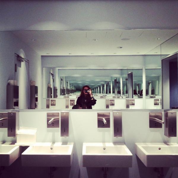 Cafe Moskau Infinity Mirror Cafe Moskau