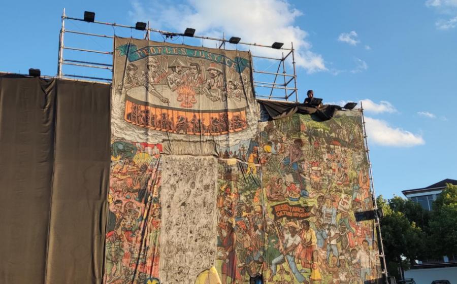 (picture: Swen Pförtner / dpa)