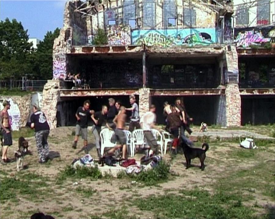 Ulf Aminde, weiter, 2004, 9:17 min., Screenshot Courtesy Galerie Tanja Wagner, Berlin