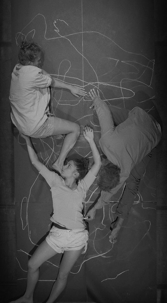 Johanna Ackva | Out of Our Hands, with Anna Jarrige, Joshua Rutter and Johanna Ackva, 2019. Photo Max Hilsamer. 