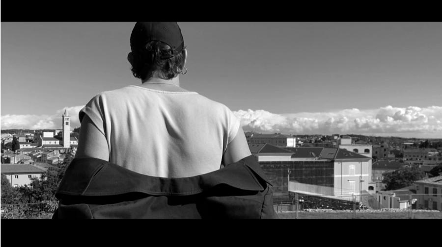 Fette Sans, La Reprise (Dérive) 2020 - ongoing; Filmstill Fette Sans, La Reprise (Dérive) 2020 - ongoing; Filmstill
