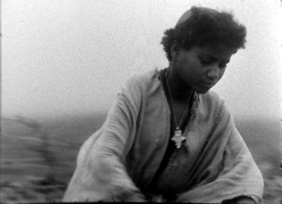 Haile Gerima ምርት “፫ሺህ ዓመት Harvest: 3000 Years, 1974 (film still) Haile Gerima ምርት “፫ሺህ ዓመት Harvest: 3000 Years, 1974 (film still)