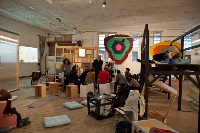 Undisciplinary Learning, SCHULINSEL SCHARFENBERG" Sorry but here it’s a mess… Empowerment?, District Berlin 2016, Foto: Emma Haugh.