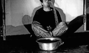 24 h sculpture at SEXAUER Gallery