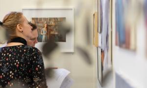 artspring spots 2019, Ausstellung in der Januzsz-Korzcak-Bibliothek, © André Wunstorf