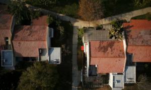 Nir Evron and Omer Krieger, Rehearsing the Spectacle of Spectres (2014) still image from HD video