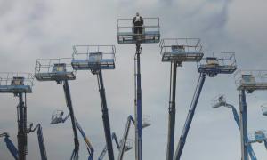 "Recitative", by Shir Handelsman, Video Art. Courtesy of the Artist.